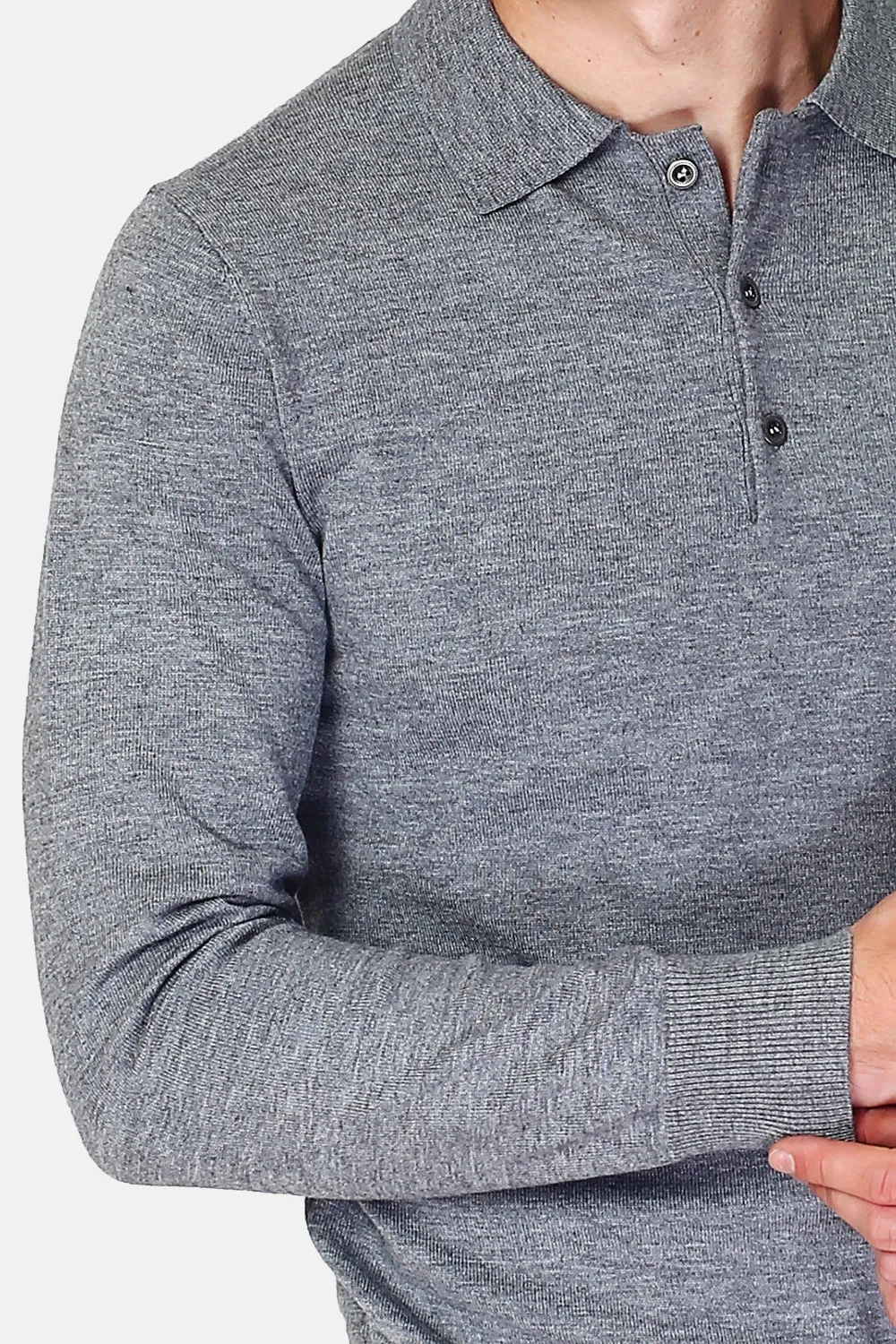 Polo collar sweater with buttons knitting in 3 threads with long sleeves