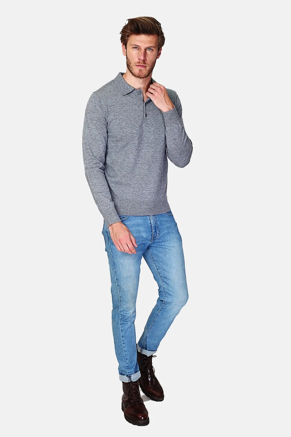 Polo collar sweater with buttons knitting in 3 threads with long sleeves