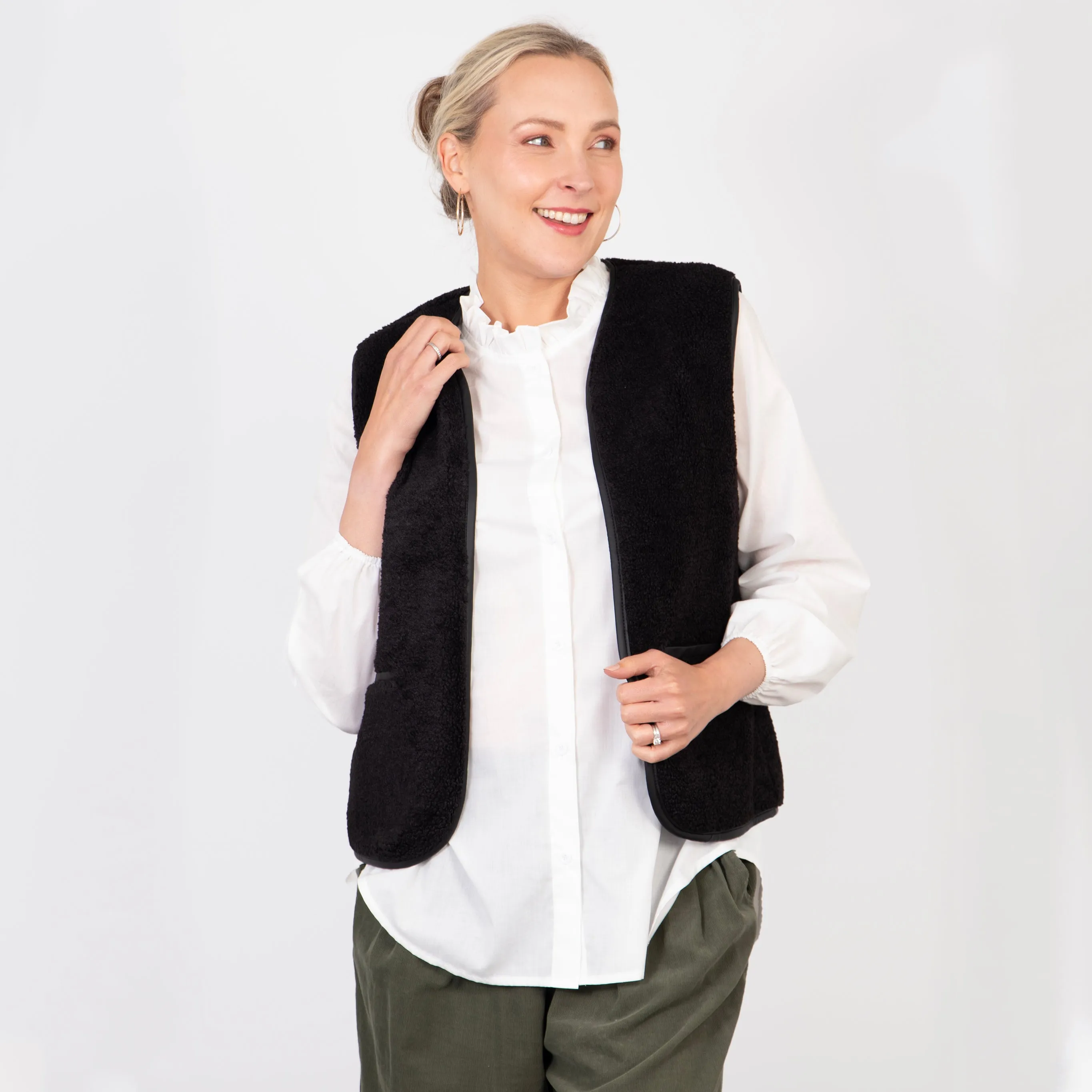 Zoe Lined Gilet - Black, Borg/PU