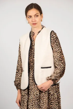 Zoe Lined Gilet - Cream, Borg/PU